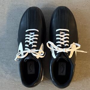 Super price! Callaway Black Golf Shoes with White Accents. Brand new.